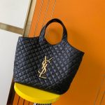 ICARE MAXI SHOPPING BAG IN QUILTED LAMBSKIN - Image 2
