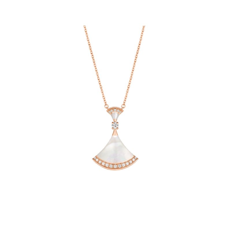 300f73d7302a667bd6e3aedd6376a56cb8190591 DIVAS’ DREAM Necklace - Image 1