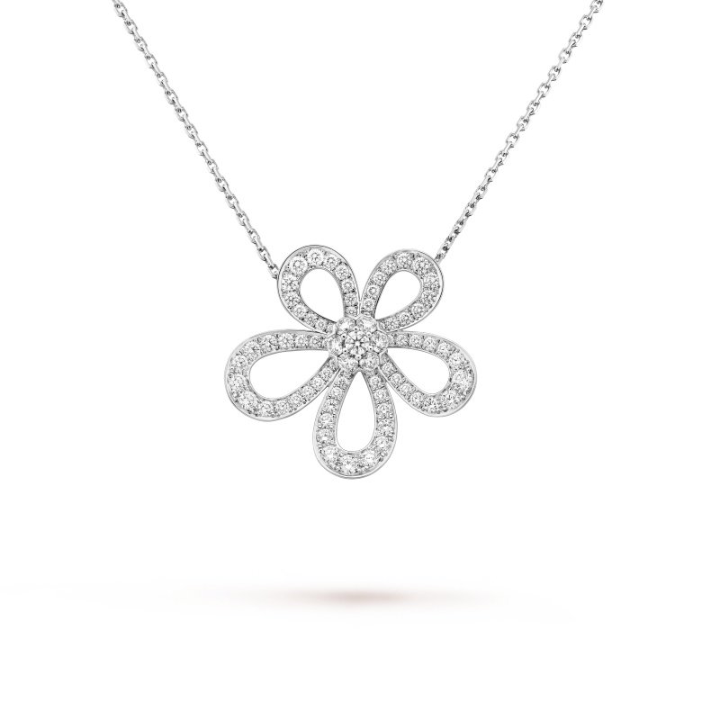 360bb454418ff580a1d897c29c48bb5678aef453 Flowerlace pendant - Image 1