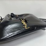 PARIS VII MEDIUM HOBO BAG IN CROCODILE-EMBOSSED PATENT LEATHER - Image 4