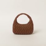 Large wander matelassé nappa leather hobo bag - Image 3