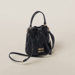 Matelassé nappa leather bucket bag - Image 3