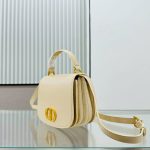 Medium 30 Montaigne Avenue Top Handle Bag - Image 4