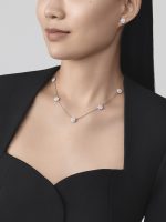Fleurette necklace, 5 flowers - Image 3