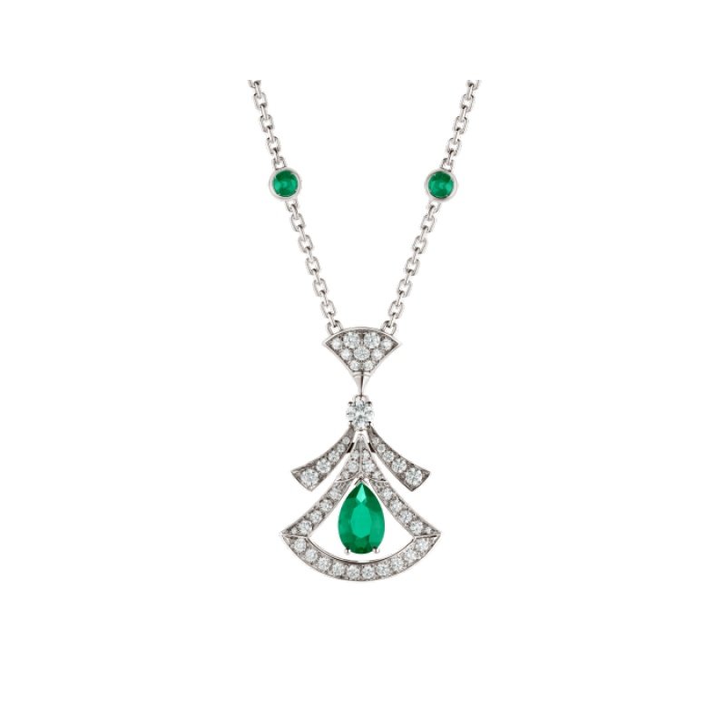 97a2618205eab57f57edb3864421583cd0d0d1fb DIVAS’ DREAM Necklace - Image 1