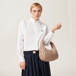 Large wander matelassé nappa leather hobo bag - Image 2