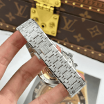 Audemars Piguet Royal Oak Frosted Gold Selfwinding Chronograph 26239BC.GG.1224BC.02 – VIP Version - Image 7