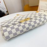 Louis Vuitton Favorite MM - Image 4