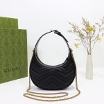GG Marmont half-moon-shaped mini bag - Image 4
