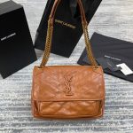 SAINT LAURENT NIKI MEDIUM IN CRINKLED VINTAGE LEATHER - Image 2