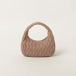 Large wander matelassé nappa leather hobo bag - Image 4