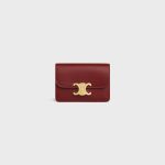 CARD HOLDER WITH FLAP TRIOMPHE IN SHINY CALFSKIN DARK RUBY
