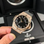 Hublot Classic Fusion Orlinski King Gold 550.OS.1800.RX.1604.ORL19 Zicron Pave 40mm – VIP Version - Image 2