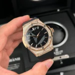 Hublot Classic Fusion Orlinski King Gold 550.OS.1800.RX.1604.ORL19 Zicron Pave 40mm – VIP Version - Image 3