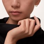 Juste un Clou single hoop earring, mini model - Image 3