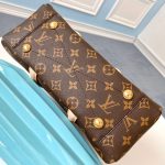 Louis Vuitton SOUFFLOT BB - Image 5
