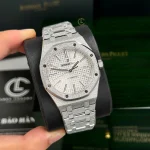 Audemars Piguet Royal Oak Frosted Gold 41mm Silver Dial Steel – VIP Version - Image 2