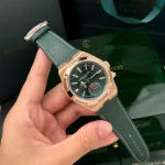 Vacheron Constantin Overseas Dual Time 7900V 41mm Green Dial Rose Gold – VIP Version - Image 2