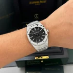 Audemars Piguet Royal Oak Frosted Gold 41mm Black Dial Steel – VIP Version - Image 5
