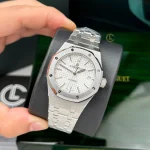 Audemars Piguet Royal Oak 37mm 15450ST.OO White Dial Steel – VIP Version - Image 3