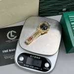 Rolex Day Date M228238-0004 40mm Black Dial Yellow Gold – VIP Version - Image 9