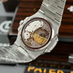 Patek Philippe Nautilus 5712/1A 40mm Blue Dial Full Moissanite Hongkong – Customize Diamod - Image 9