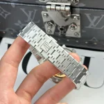 Audemars Piguet Royal Oak 26240ST.OO.1320ST.05 41mm – VIP Verrsion - Image 8