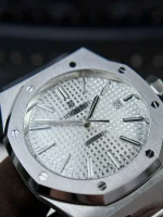 Audemars Piguet Royal Oak Date 15400ST.OO.1220ST.02 41mm – VIP Version - Image 7