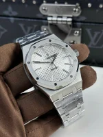 Audemars Piguet Royal Oak Date 15400ST.OO.1220ST.02 41mm – VIP Version - Image 4