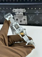 Audemars Piguet Royal Oak Date 15400ST.OO.1220ST.02 41mm – VIP Version - Image 12