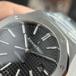 Audemars Piguet Royal Oak Selfwinding 15400ST.OO.1220ST.01.A 41mm – VIP Version - Image 5