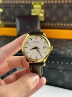 Patek Philippe Calatrava 5227J-001 Yellow Gold Date Sweep Seconds 39mm – VIP Version - Image 4
